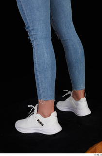 Vinna Reed blue jeans calf casual dressed white sneakers 0004.jpg